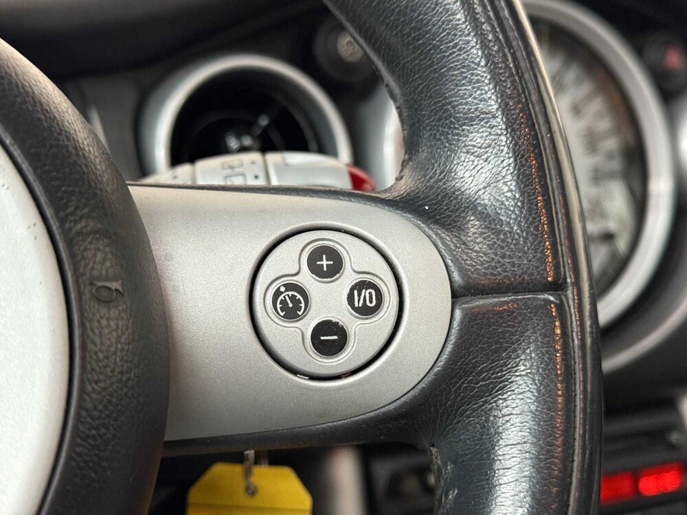 Mini Cooper S 1.6 163pk 2004, 22-XS-XK