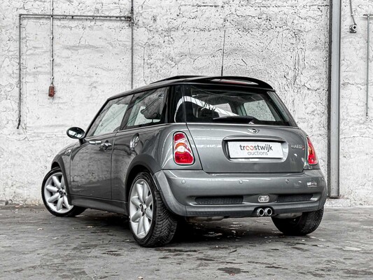 Mini Cooper S 1.6 163pk 2004, 22-XS-XK
