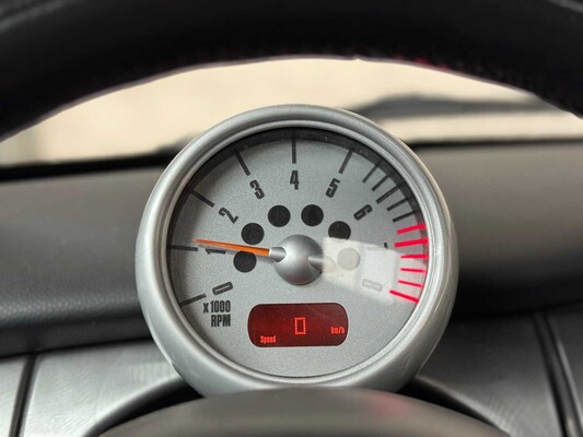 Mini Cooper S 1.6 163pk 2004, 22-XS-XK