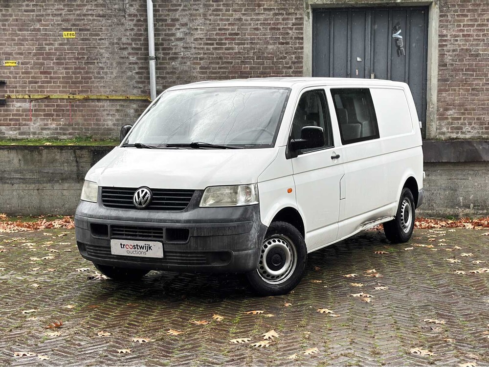Volkswagen Transporter 2.5 TDI 340 Trend.DC 6-persoons 131pk 2008, 49-VNG-3