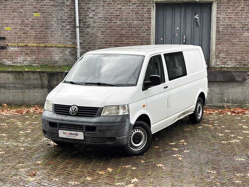 Volkswagen Transporter 2.5 TDI 340 Trend.DC 6-persoons 131pk 2008, 49-VNG-3