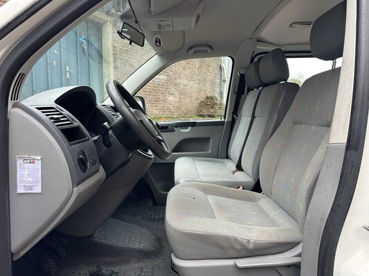 Volkswagen Transporter 2.5 TDI 340 Trend.DC 6-persoons 131pk 2008, 49-VNG-3
