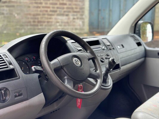 Volkswagen Transporter 2.5 TDI 340 Trend.DC 6-persoons 131pk 2008, 49-VNG-3
