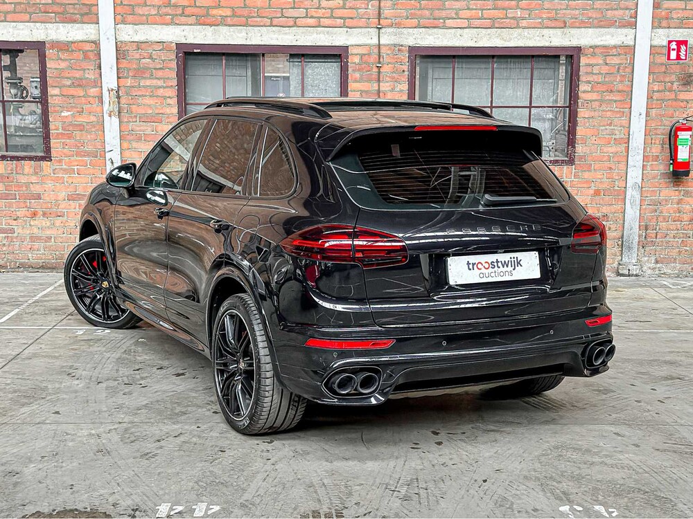 Porsche Cayenne S E-Hybrid 3.0 V6 416pk 2015, HB-194-D