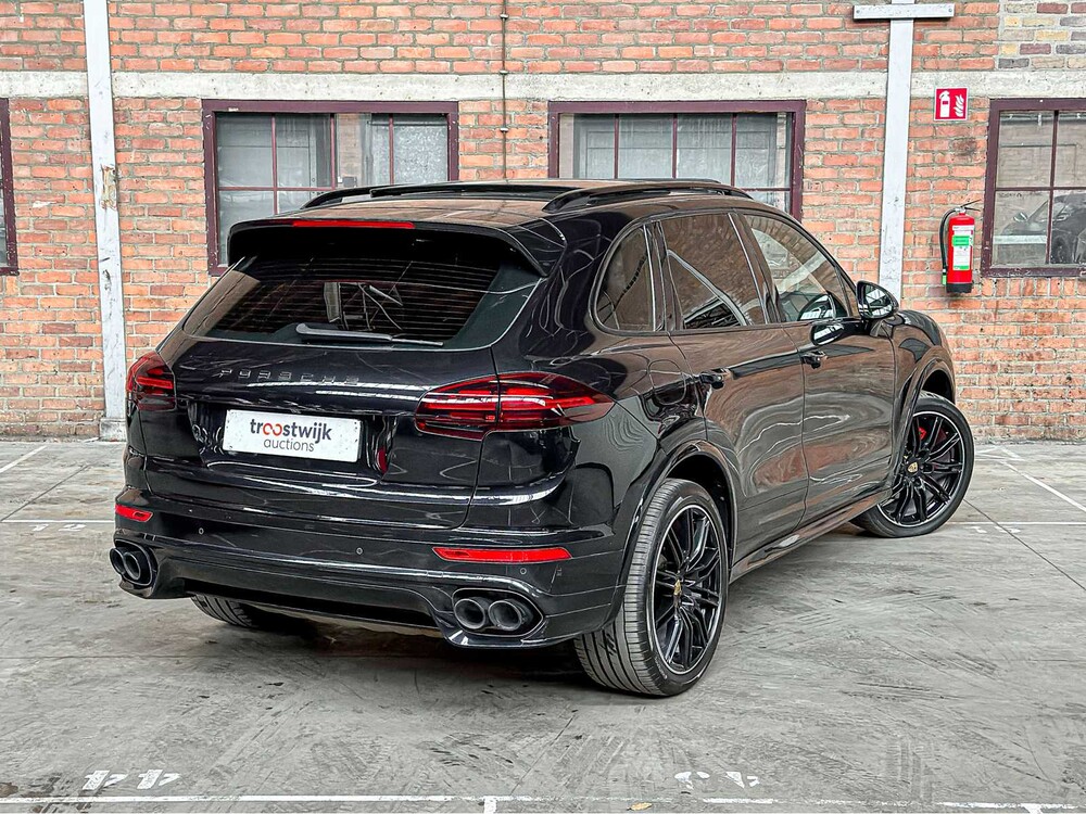 Porsche Cayenne S E-Hybrid 3.0 V6 416pk 2015, HB-194-D