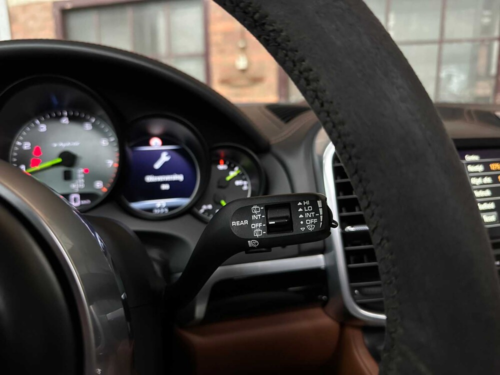 Porsche Cayenne S E-Hybrid 3.0 V6 416pk 2015, HB-194-D