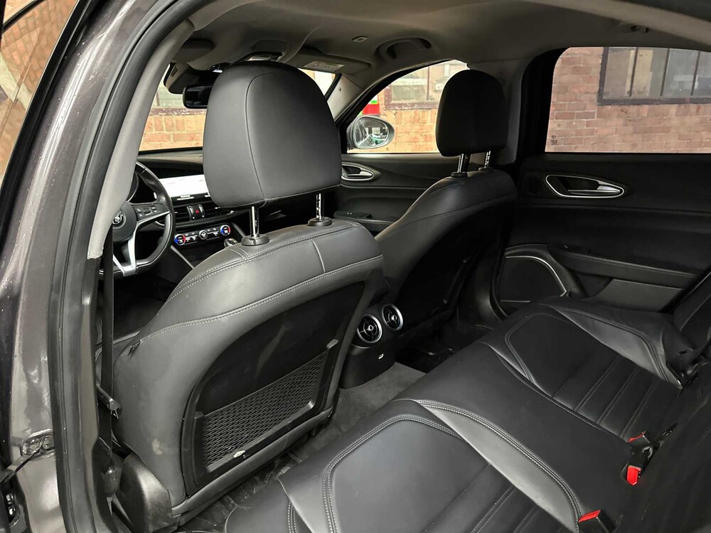 Alfa Romeo Giulia 2.0 T AWD Veloce Repetti B4 + GEPANTSERD 280pk 2019, JDK-05-S