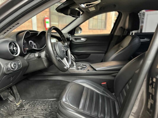 Alfa Romeo Giulia 2.0 T AWD Veloce Repetti B4 + GEPANTSERD 280pk 2019, JDK-05-S