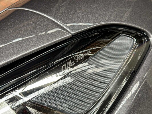 Alfa Romeo Giulia 2.0 T AWD Veloce Repetti B4 + GEPANTSERD 280pk 2019, JDK-05-S