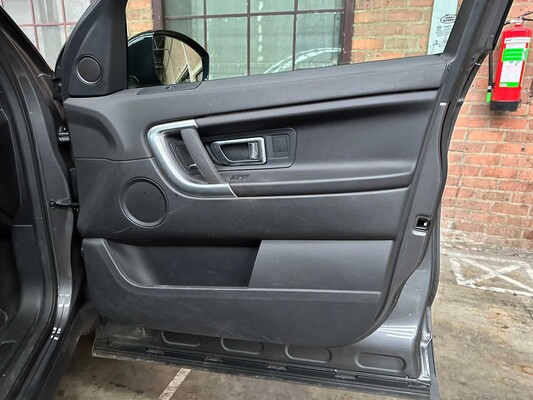 Land Rover Discovery Sport 2.0 TD4 SE 7p. 150pk 2019 (Org-NL), G-487-BJ