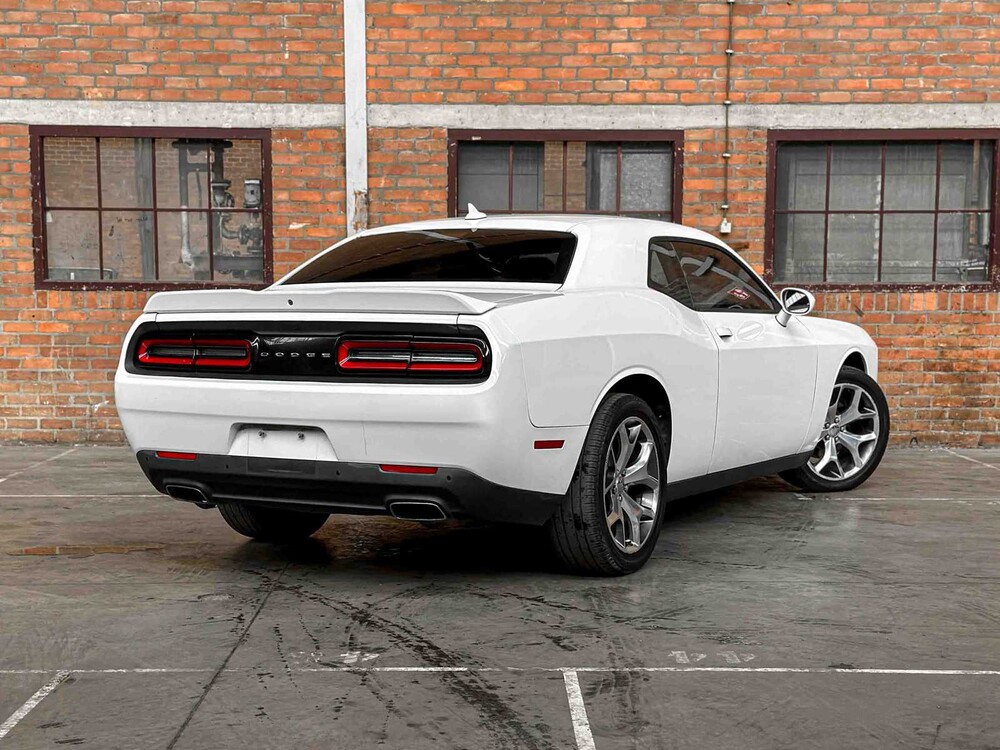 Dodge Challenger SXT PLUS 3.6 V6 305pk 2015