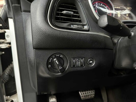 Dodge Challenger SXT PLUS 3.6 V6 305pk 2015