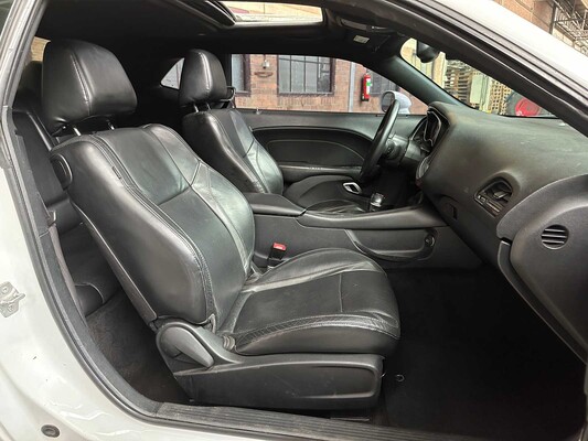 Dodge Challenger SXT PLUS 3.6 V6 305pk 2015