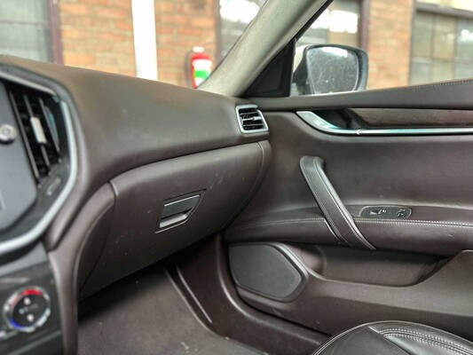 Maserati Ghibli 3.0 V6 D 275pk 2015 (Origineel-NL), HF-346-H