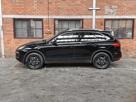 Porsche Cayenne 3.6 299pk 2012, 5-TBR-27