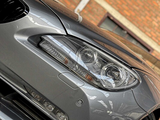 BMW 650i 4.4 V8 6-Series 405pk 2012