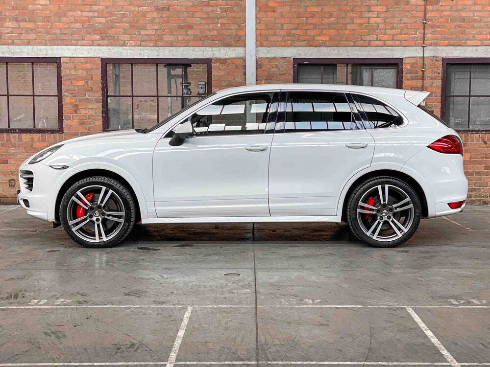 Porsche Cayenne Turbo 4.8 V8 500hp 2013 OEM Sport Design 500pk 2013