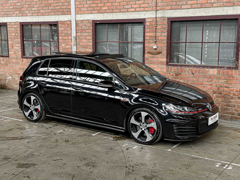 Volkswagen Golf GTI Performance VII 2.0 TSI Golf 7 230pk 2014, TV-769-S