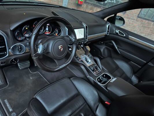 Porsche Cayenne Turbo 4.8 V8 500pk 2011, TB-959-G