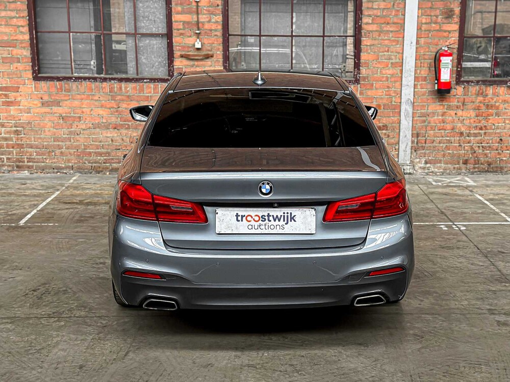 BMW 530e iPerformance Executive M-Sport 292pk 2017 5-serie plug-in hybride G30, HLF-92-K