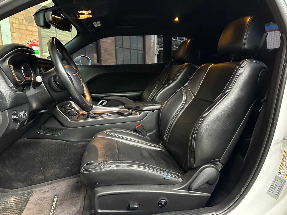 Dodge Challenger 3.6 V6 305pk 2016