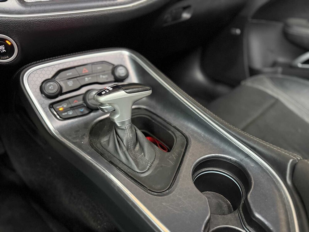 Dodge Challenger SXT PLUS 3.6 V6 305pk 2015