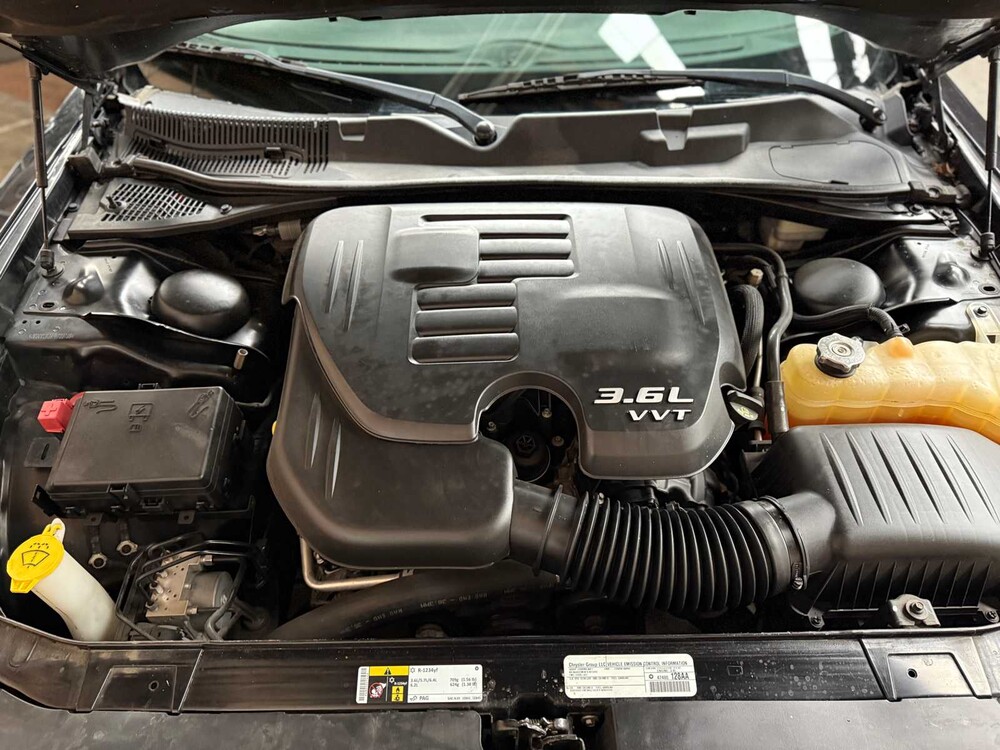 Dodge Challenger SXT PLUS 3.6 V6 305pk 2015