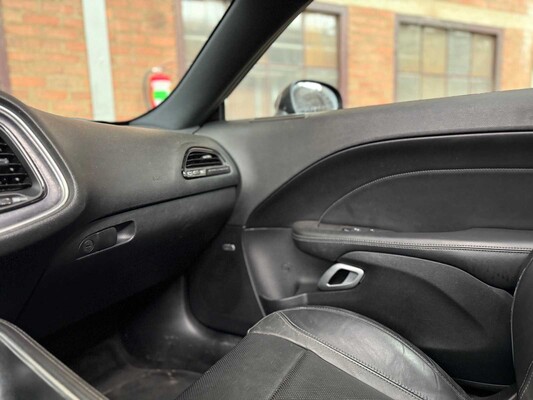 Dodge Challenger SXT PLUS 3.6 V6 305pk 2015