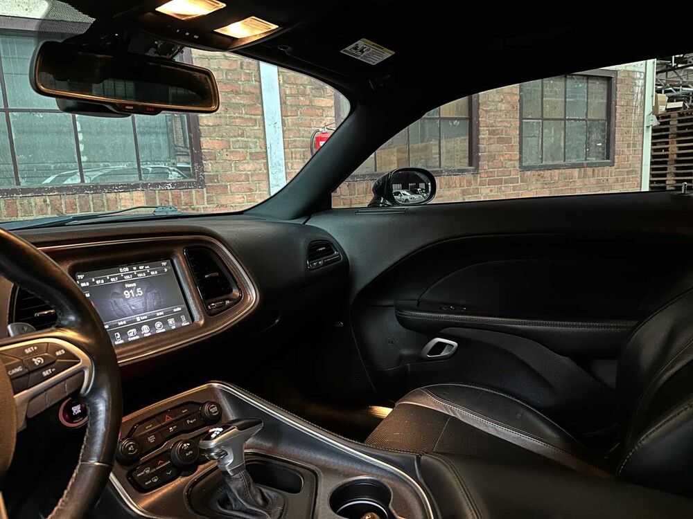 Dodge Challenger SXT PLUS 3.6 V6 305pk 2015