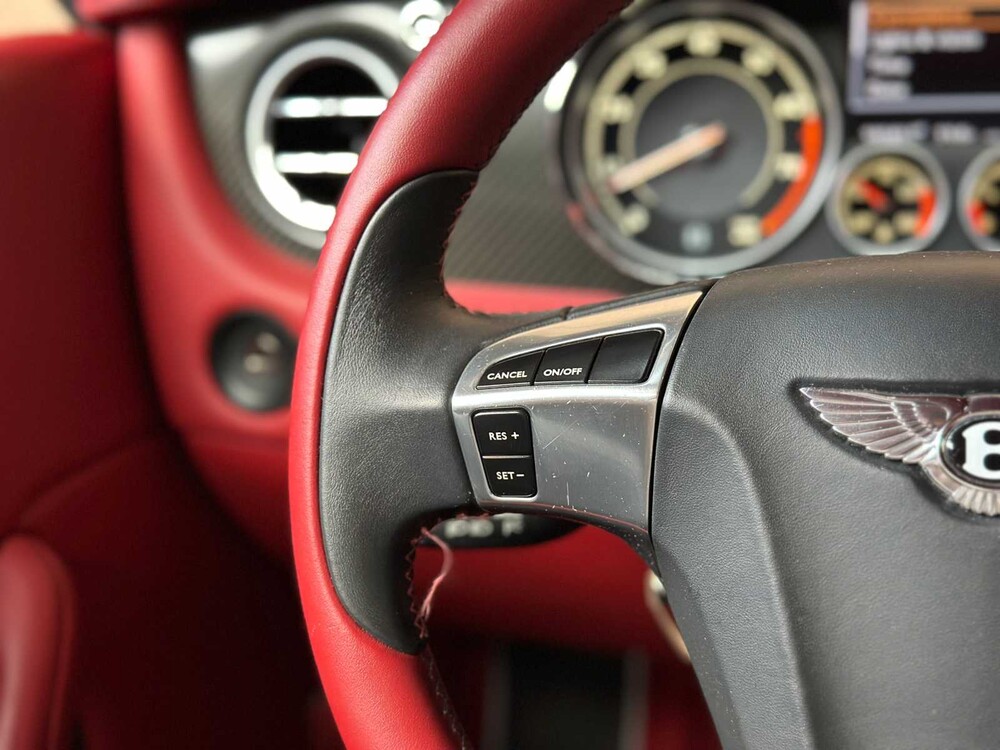 Bentley Continental GT 4.0 V8 500pk 2015 (8-speed)