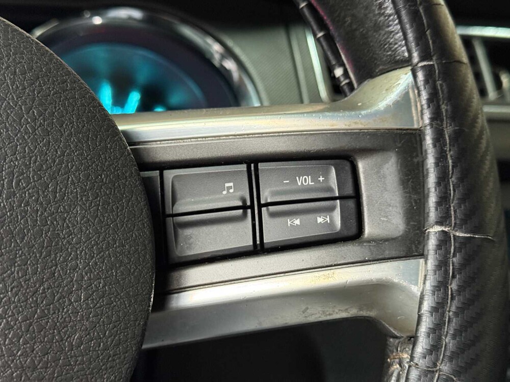 Ford Mustang 3.7 V6 305pk 2012 Coupe -Handgeschakeld-