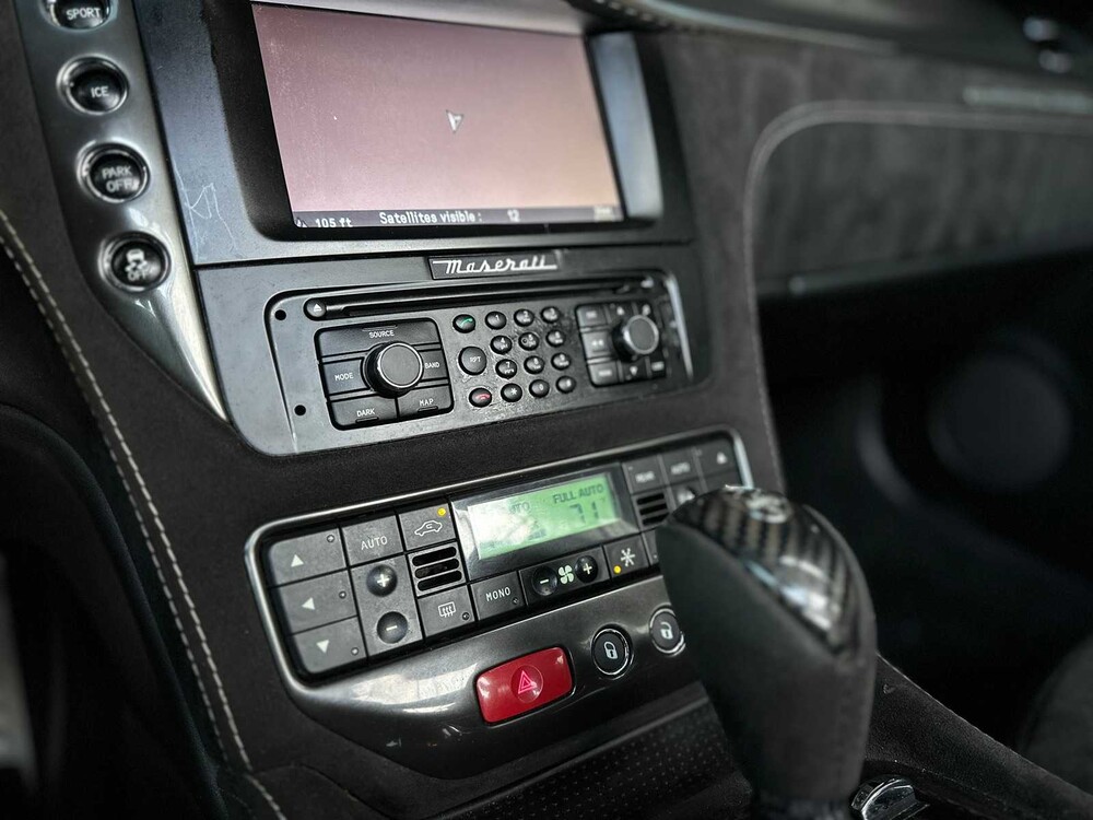 Maserati MC Stradale Gran Cabrio 4.7 V8 -MC Sportline- 460pk 2015 GranTurismo