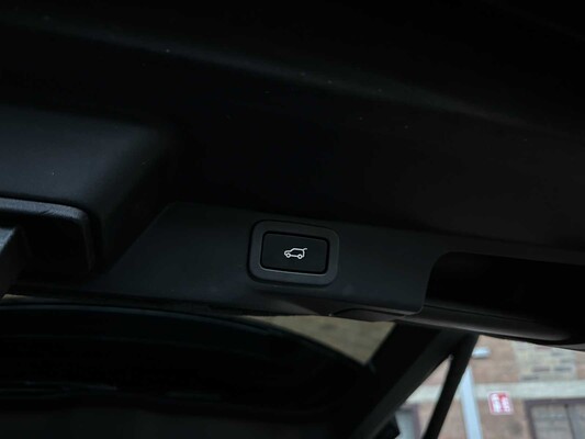 Land Rover Range Rover Sport SVR 5.0 V8 Supercharged FACELIFT 575pk 2018, L-593-LD