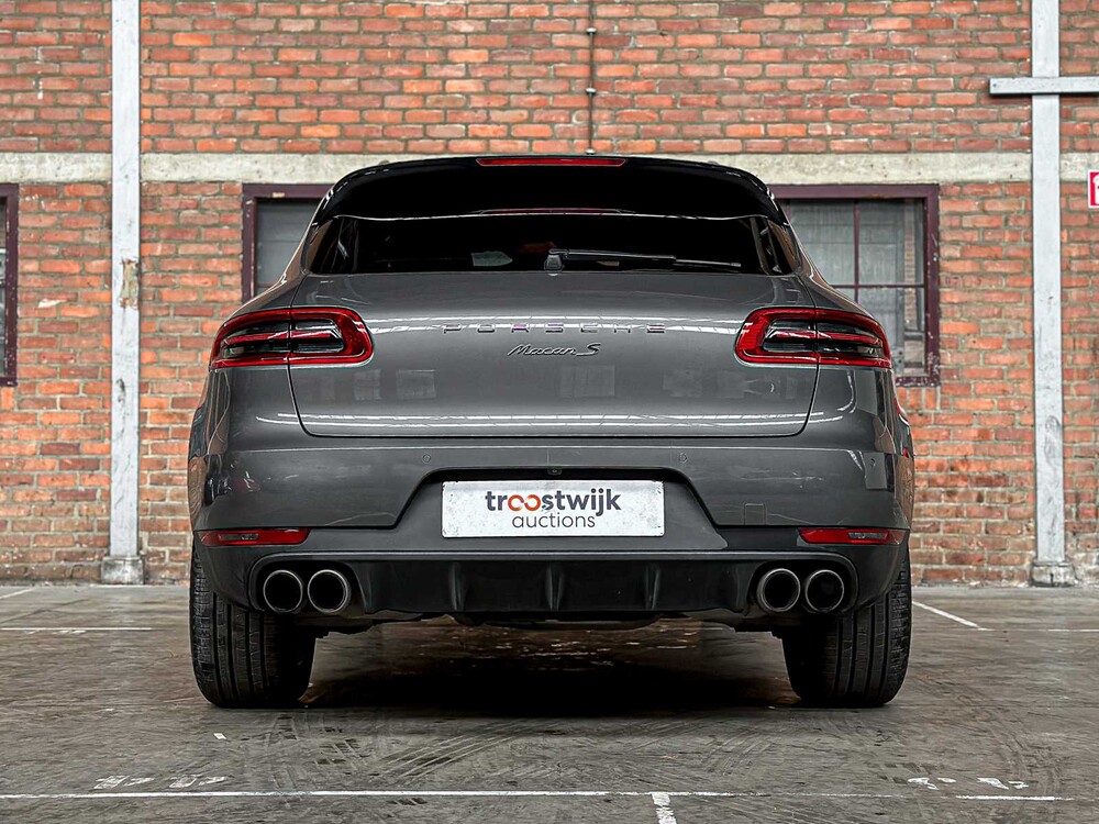 Porsche Macan S 3.0 V6 340pk 2014