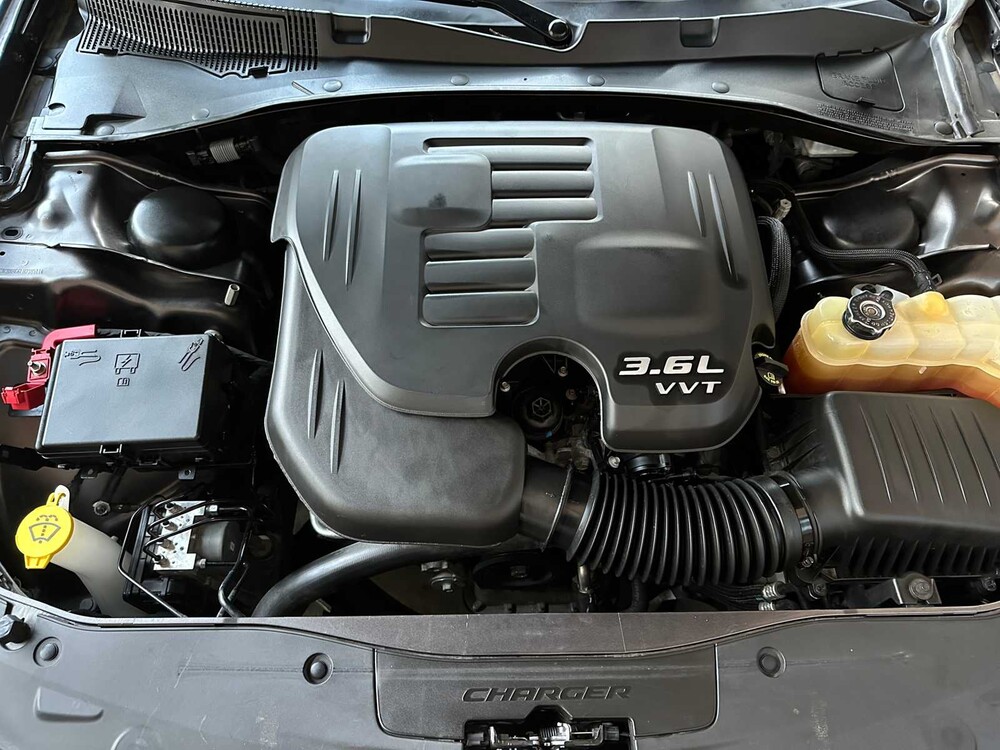 Dodge Charger SXT 3.6 V6 296pk 2020