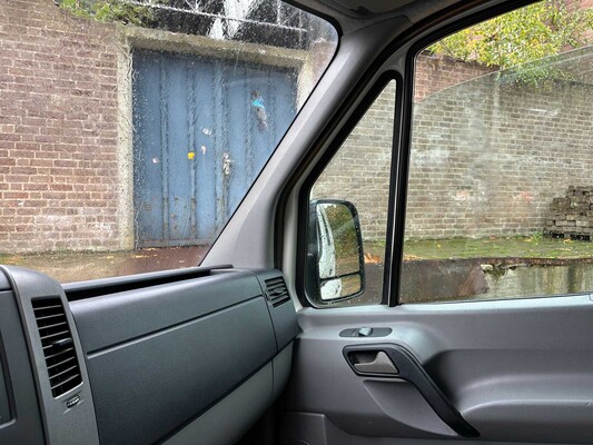 Volkswagen Crafter 2.5 TDI L2H2 109pk 2008, TS-791-B