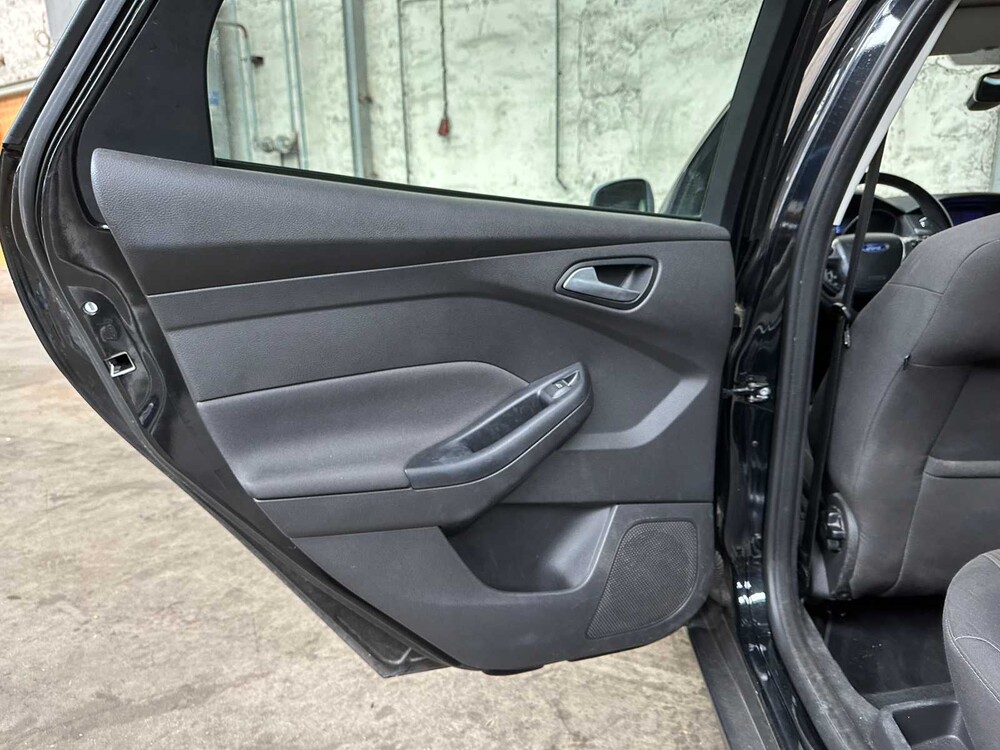Ford Focus Wagon 1.0 EcoB. Edit. Plus 125pk 2014, 7-TLT-37