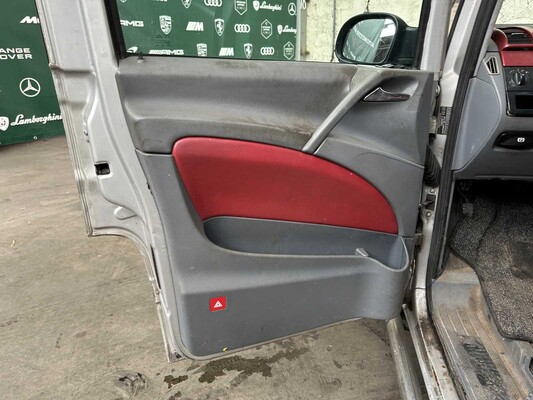 Mercedes-Benz Viano 2.2 CDI DC Trend L.150pk 2004, 88-BR-FD