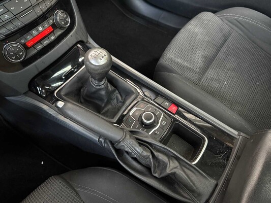 Peugeot 508 SW 1.6 THP Blue L. Exe. 157pk 2012, 33-TDJ-1