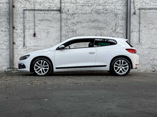 Volkswagen Scirocco 1.4 TSI 122pk 2010, N-225-ZV