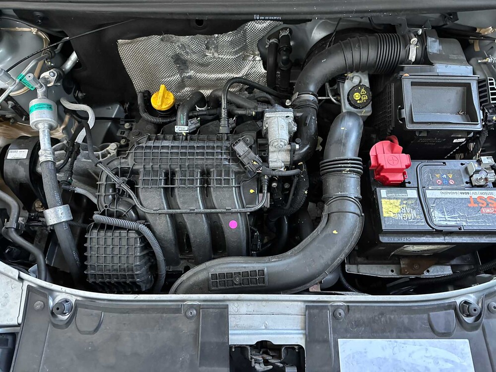 Dacia Sandero 0.9 TCe Laureate 73pk 2019, G-092-LP