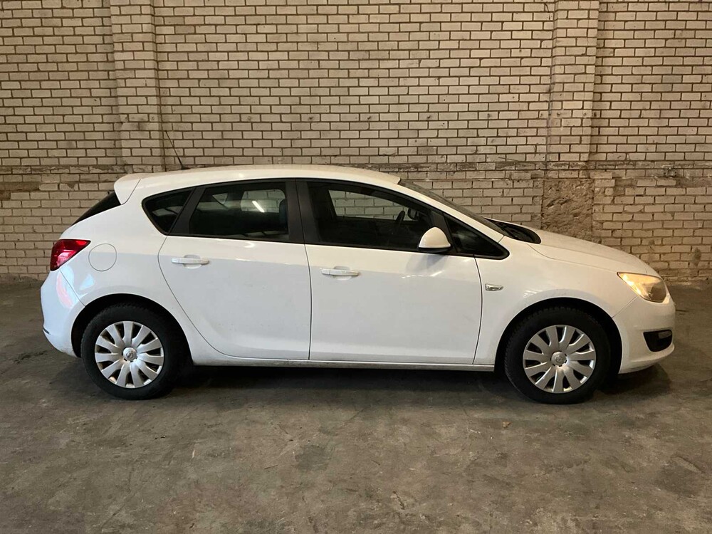Opel Astra 210073KM Bouwjaar: 2012