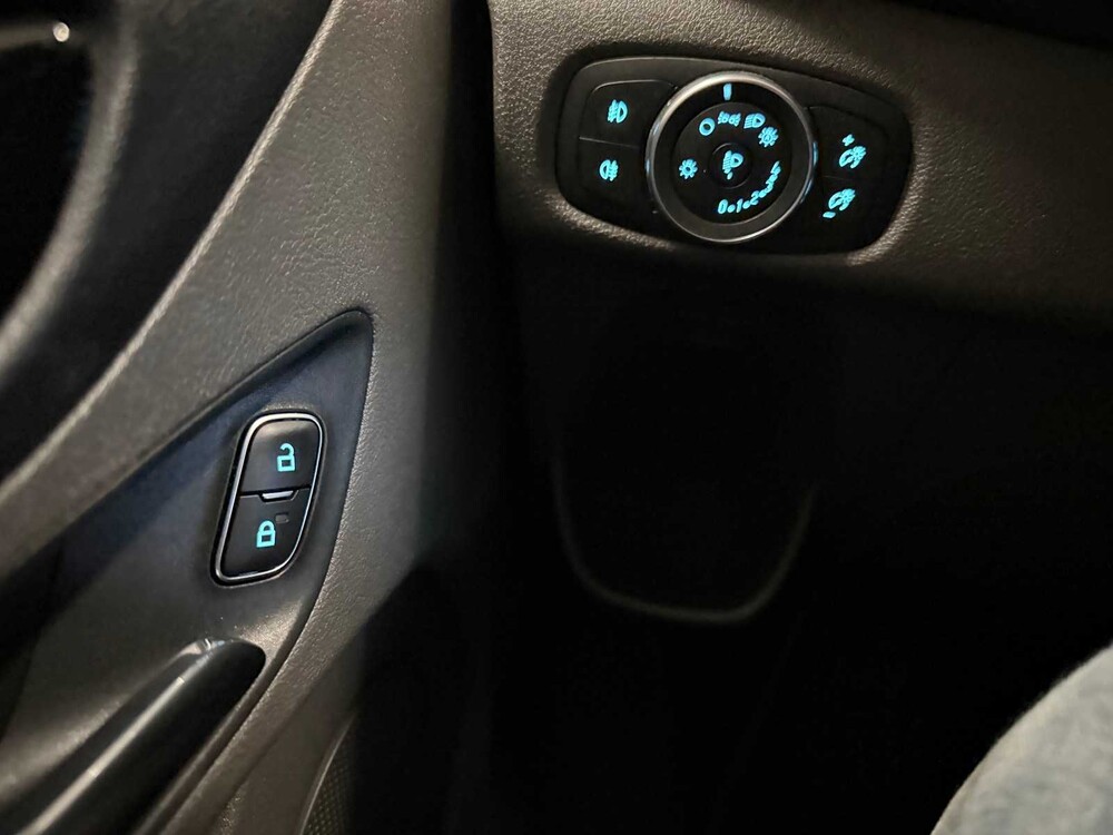 Ford Transit Custom Sport 2.0 TdCI Bouwjaar: 2017, V-184-PZ