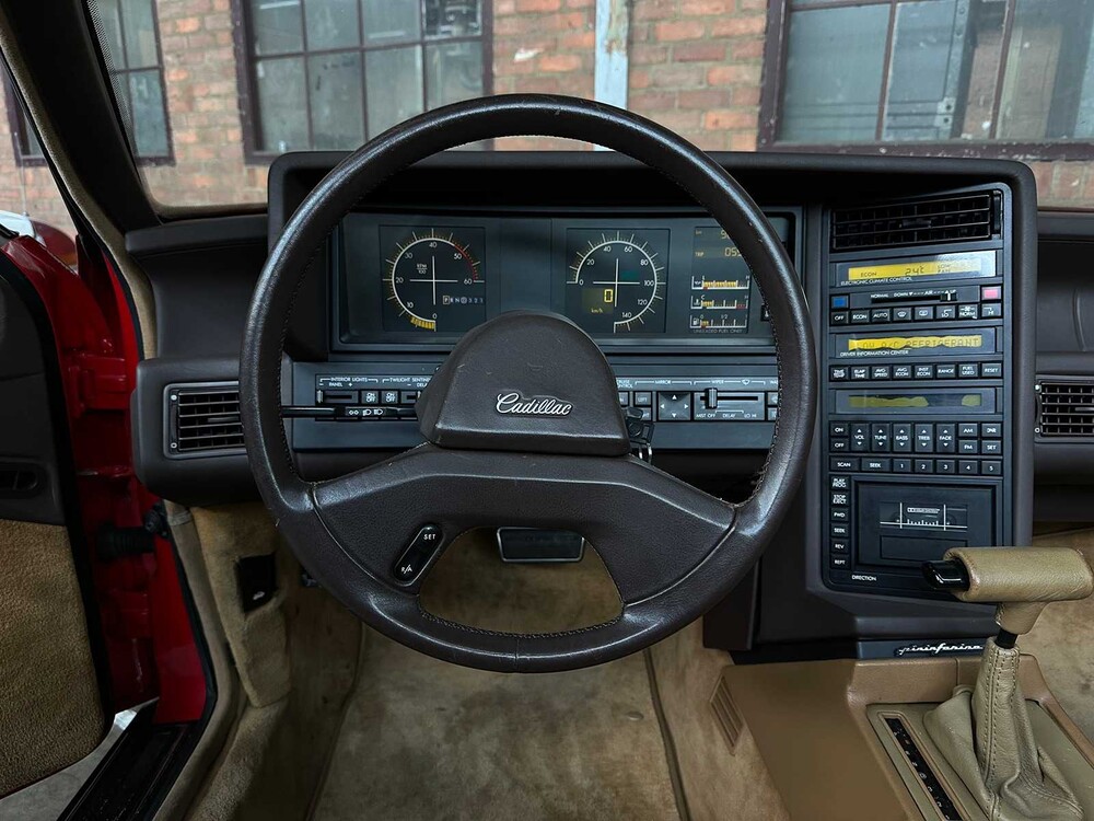 Cadillac Allanté 4.5 V8 Cabrio 203pk 1989, P-264-BT