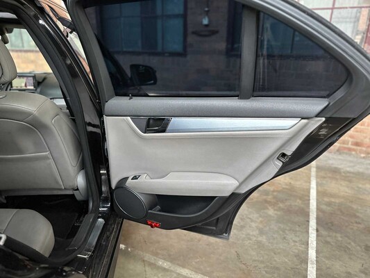 Mercedes-Benz C350 AMG Elegance 3.5 V6 272pk 2008 C-Klasse, 1-TRJ-54