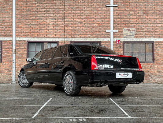 Cadillac Six Door Limousine Superior 6-Deurs 2010 Volgauto