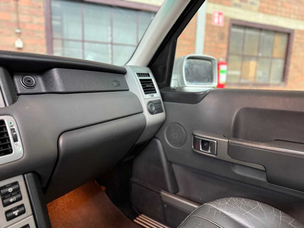 Land Rover Range Rover 4.4 V8 Vogue 286pk 2002, 67-SJ-DS Youngtimer