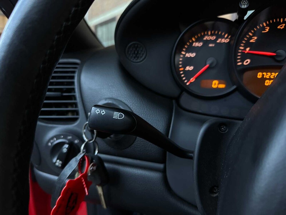 Porsche Boxster 986 Facelift 2.7 228pk 2004 Youngtimer