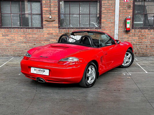 Porsche Boxster 986 Facelift 2.7 228pk 2004 Youngtimer