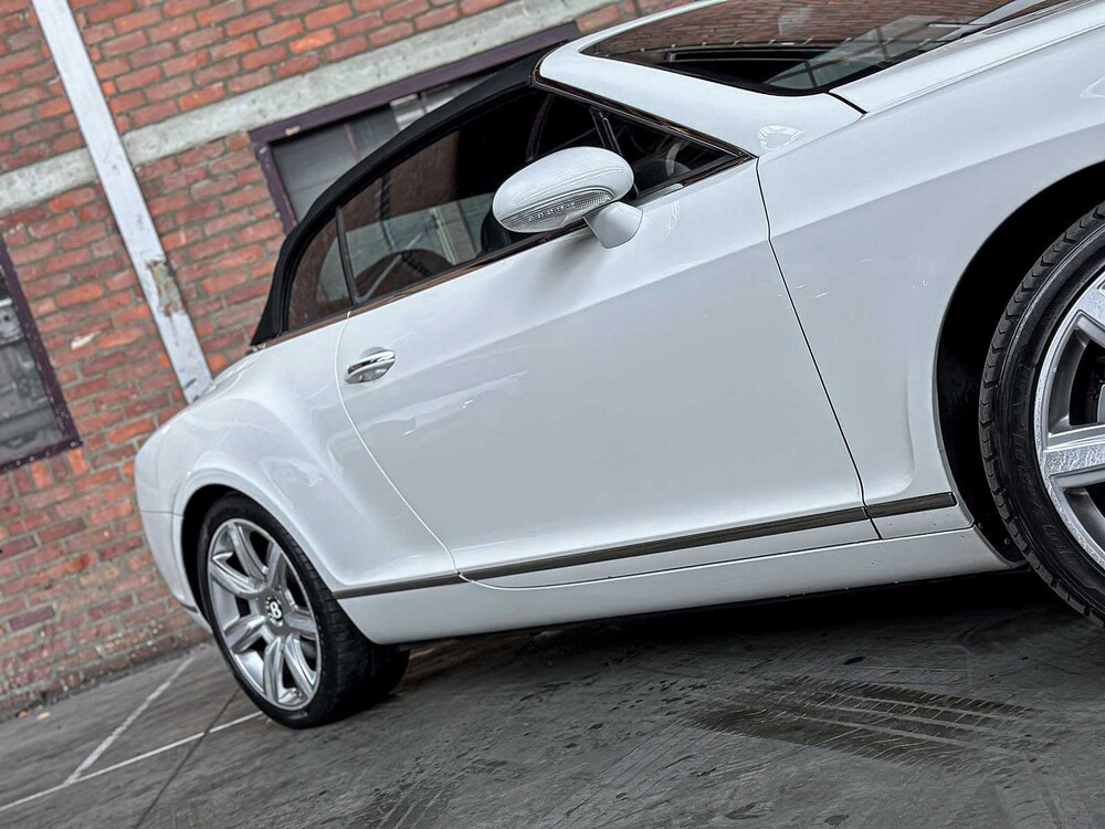 Bentley Continental GTC 6.0 W12 560pk 2007 Youngtimer (87.000 km)